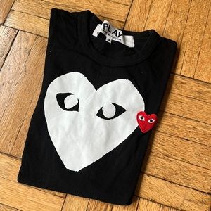 Come des Garçon PLAY tshirt black, good as new